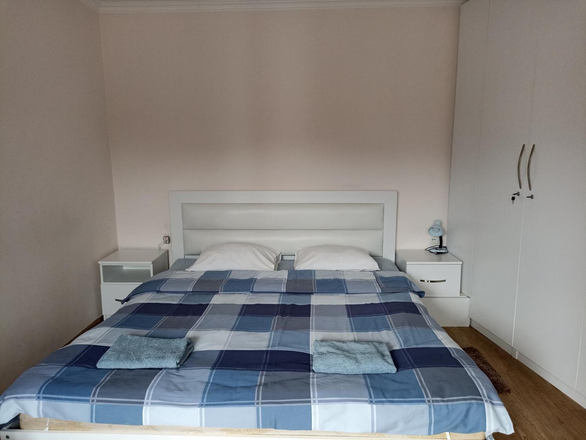 Old Town Bed & Breakfast Gori Bagian luar foto